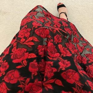 Women small midi dress